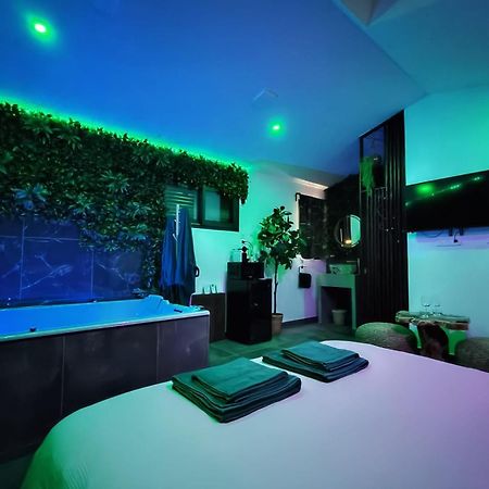 La Jungle Room Rognac Eksteriør bilde